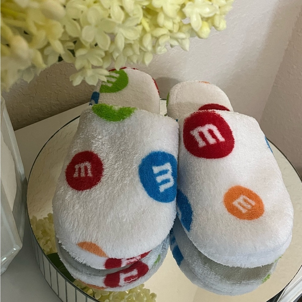 M&M’s Slippers - Picture 6 of 8